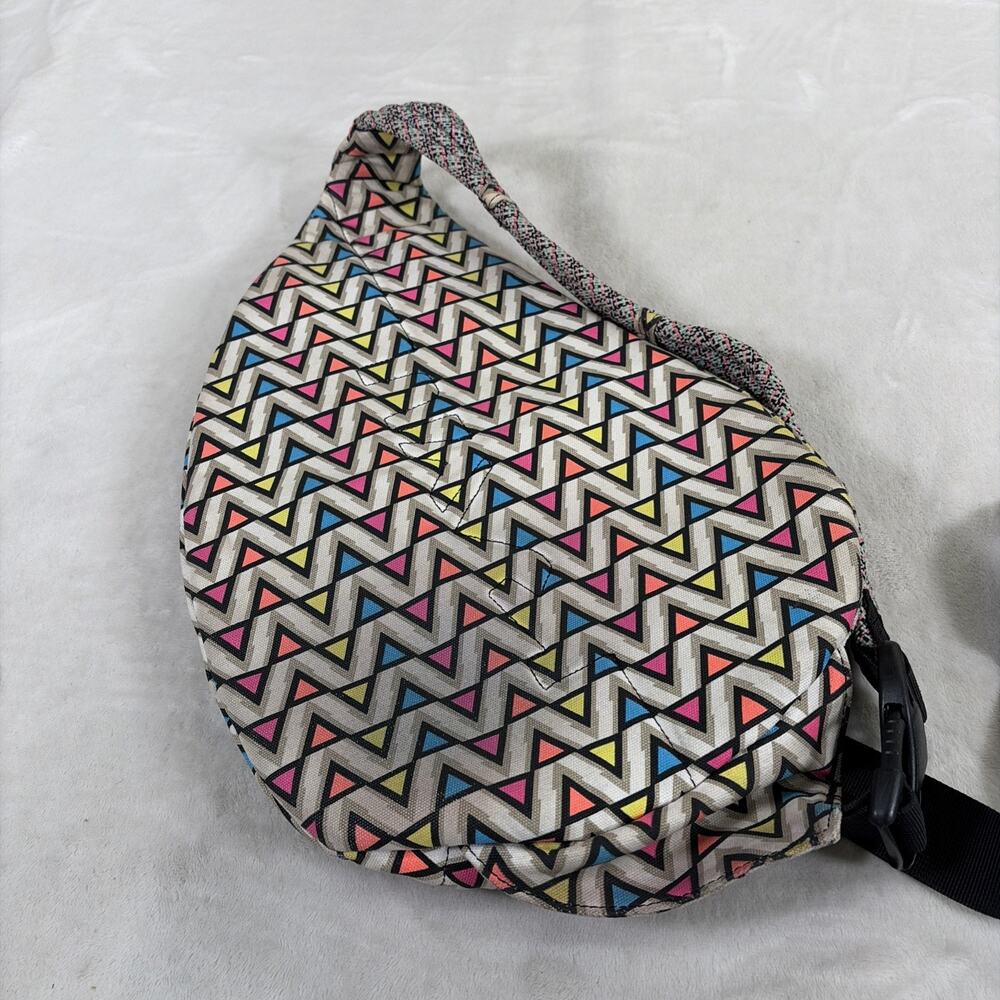 KAVU Rope Sling Bag Backpack Multicolor Geometric Triangle Outdoor Hiking Travel - Picture 8 of 12